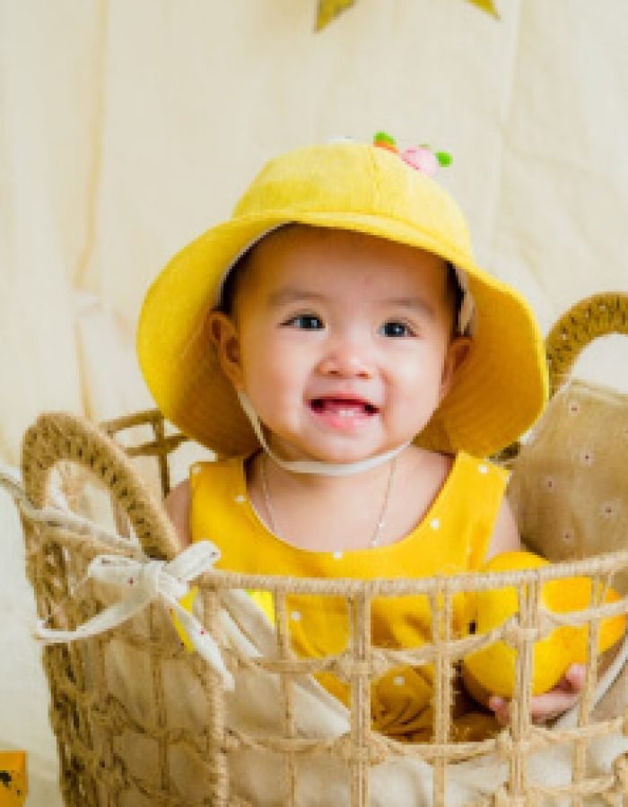 Sunny Outdoor Picnic Set Yellow